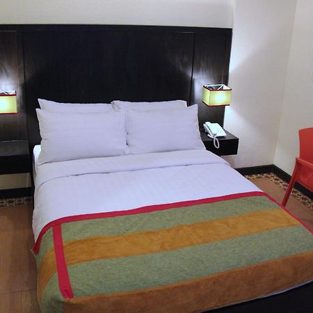 Casa Oliva Spa Residences Malolos Екстериор снимка